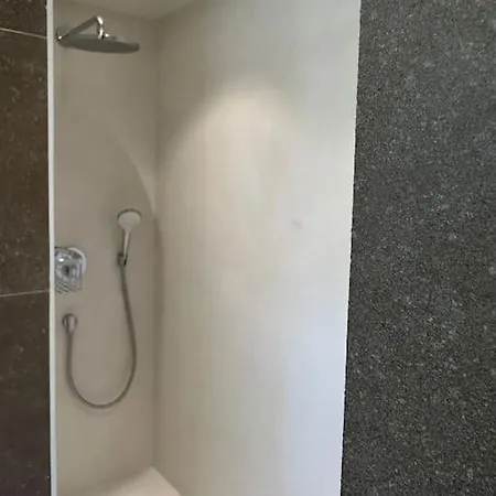 Appartement Bellini - Rubensplein - Op 100 M Het *