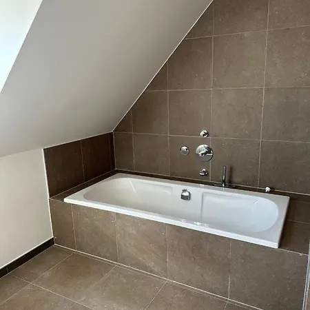 Appartement Bellini - Rubensplein - Op 100 M Het